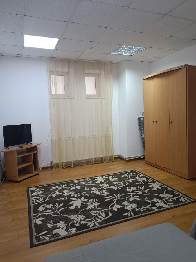 Apartments Domovik On Valenberga 3 무카체베 외부 사진